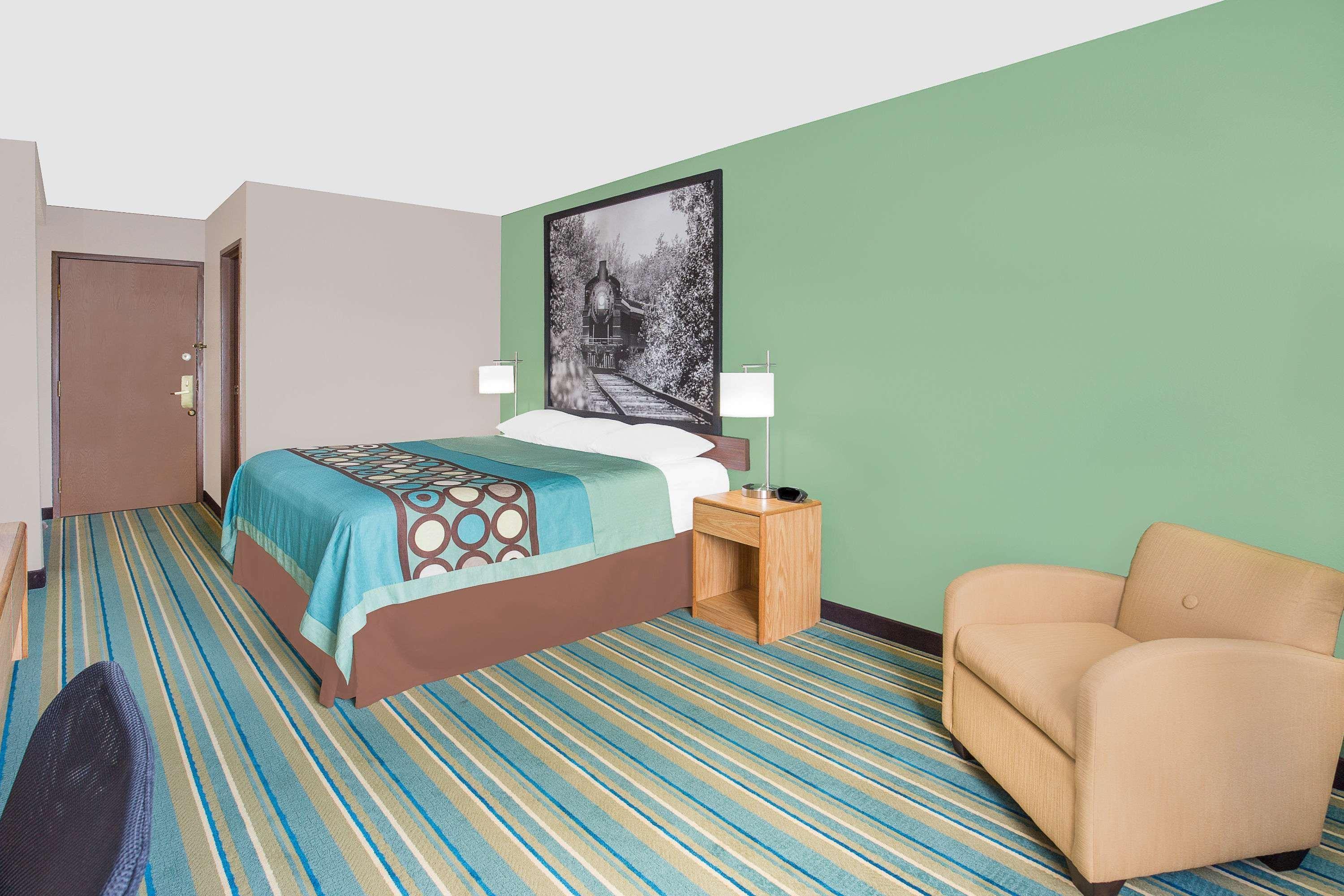 Hotel Super 8 By Wyndham Beaver Dam