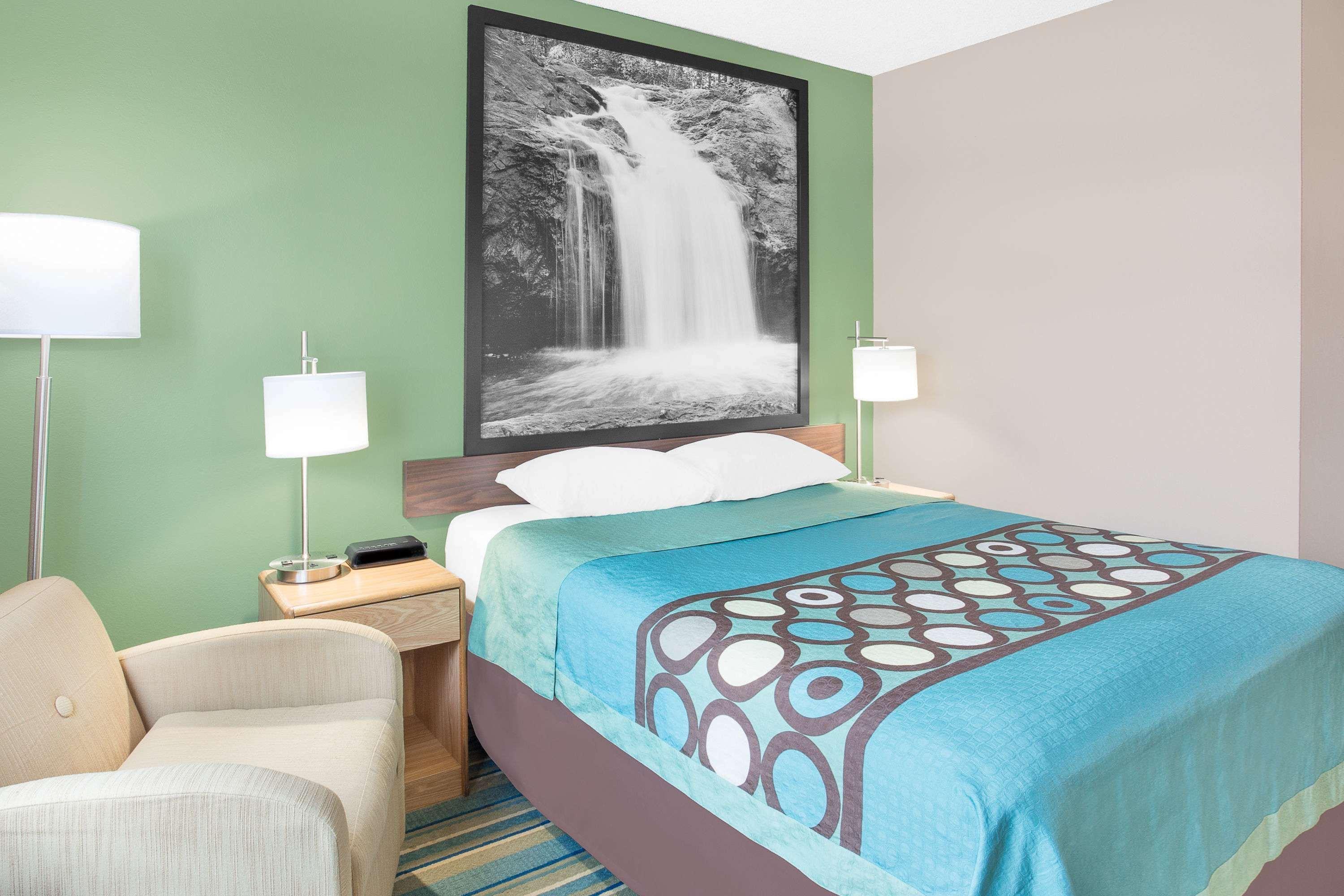 Hotel Super 8 By Wyndham Beaver Dam